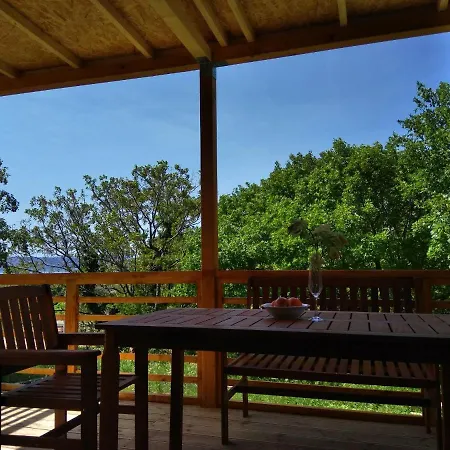 Queen 42 Premium Klenovica